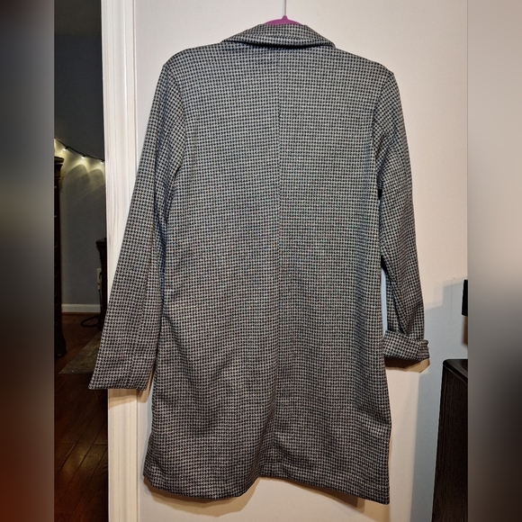 Philosophy By Republic Black and Gray Houndstooth Blazer Duster - Picture 3 of 11